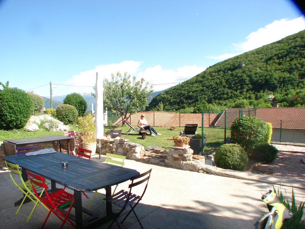 La Bruyere - Chez Martine Bed & Breakfast Appy Екстериор снимка