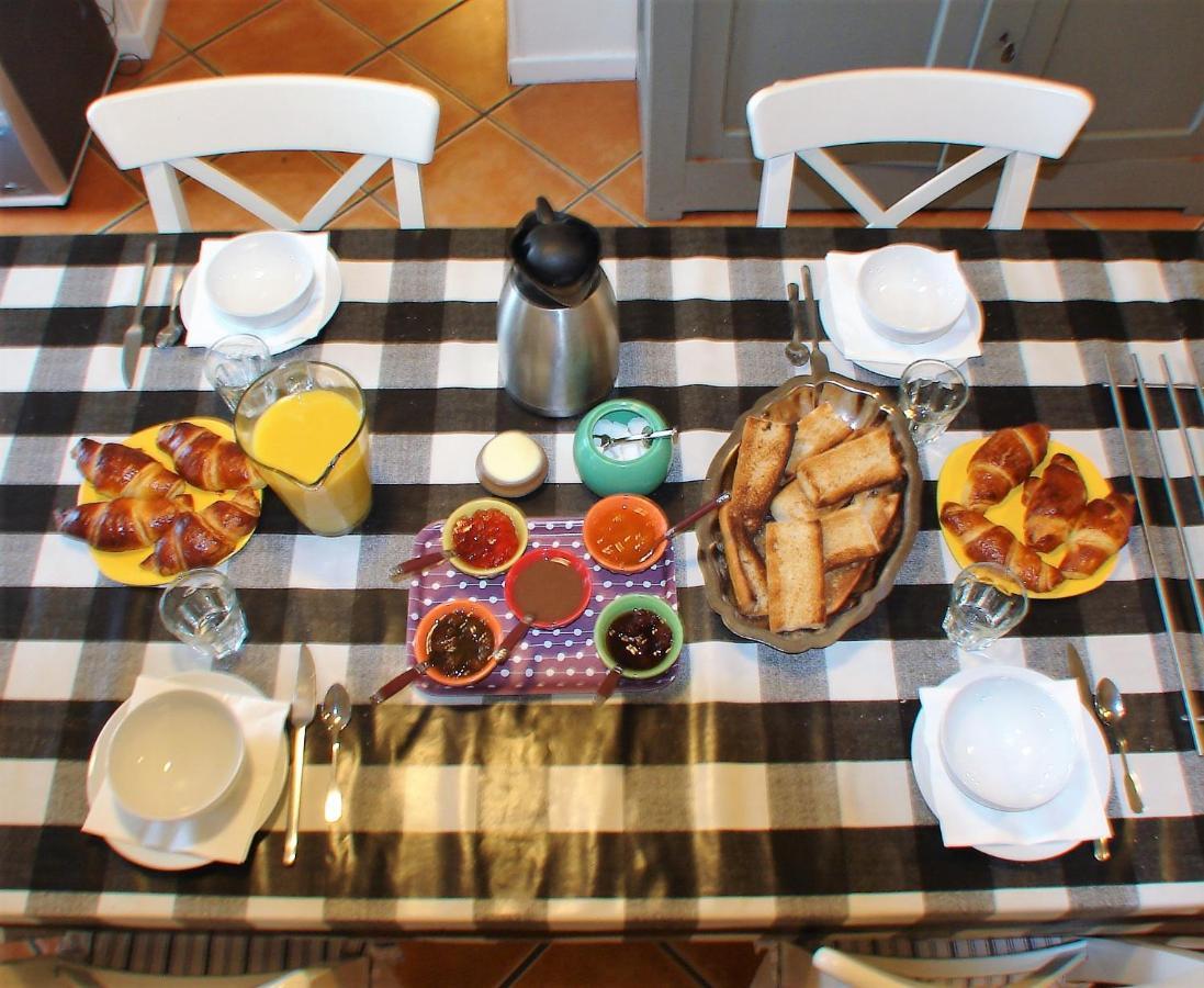 La Bruyere - Chez Martine Bed & Breakfast Appy Екстериор снимка